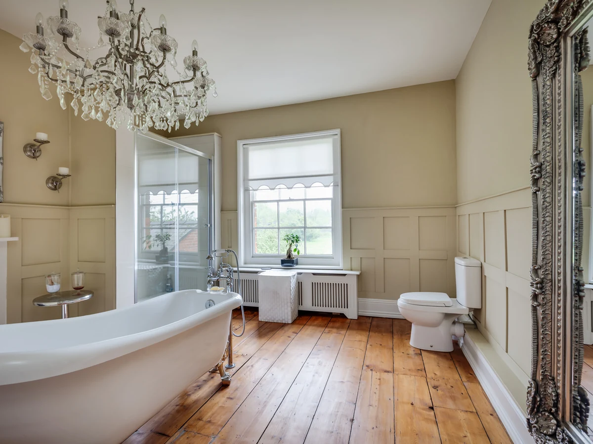 Bathroom painting in Wilmslow by Cheshire Painters, specialist moisture-resistant coatings